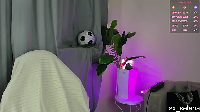 Ice_Strawberry live