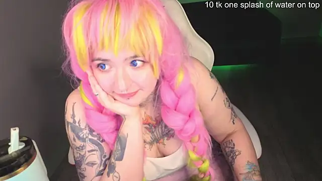 Eva_Witcher live