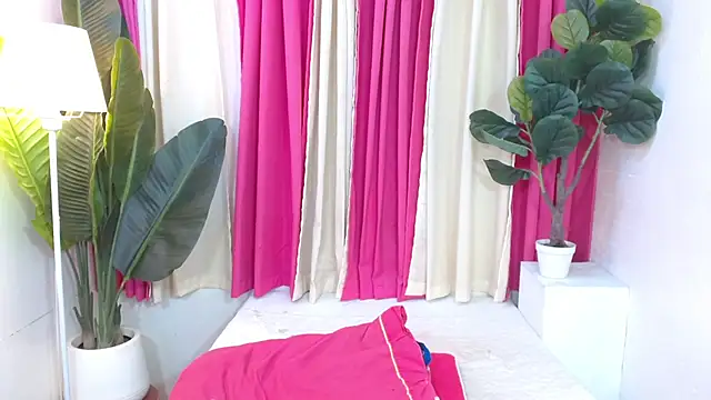 Notaestheticallykylinee live