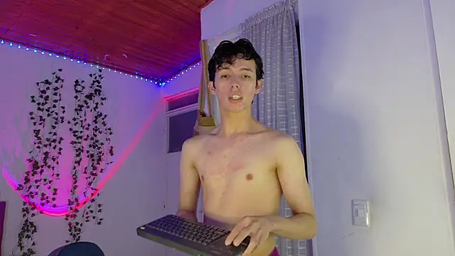 Dani_Dancer live