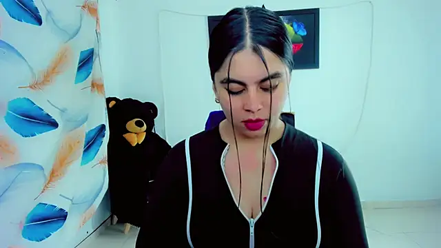 maddison_ivannova live