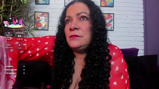 Micaela_Jhones live