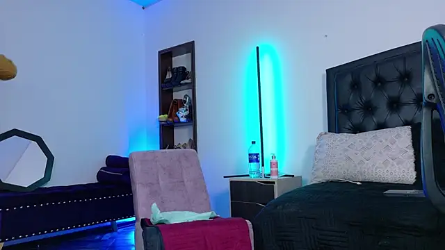 Scarlet_Hiit live
