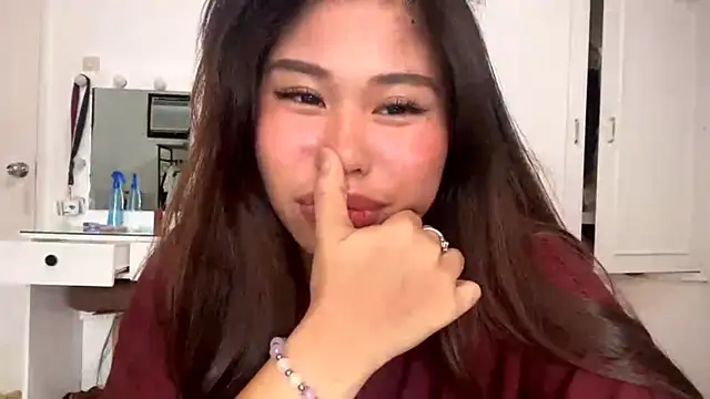 CathleenLaurole live