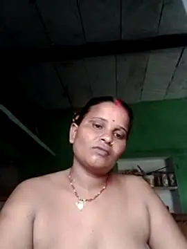 Shivani09900 live