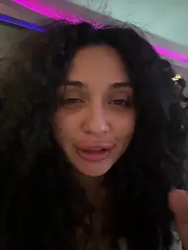 ChloeJoyce live