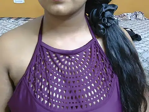bold-kiyara live