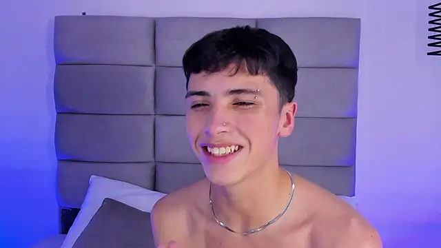 JoshClaarktt live