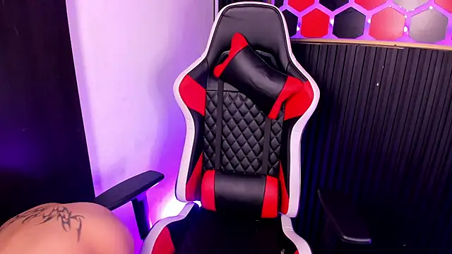 SantyFoxxs live