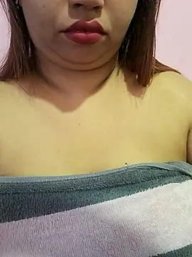 Ravina_patil1 live