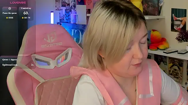 Sara_Robinson live