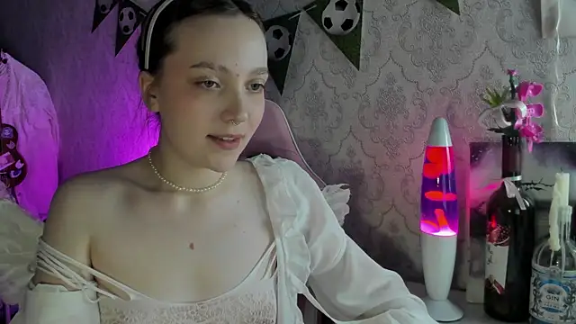 RileyNymph live