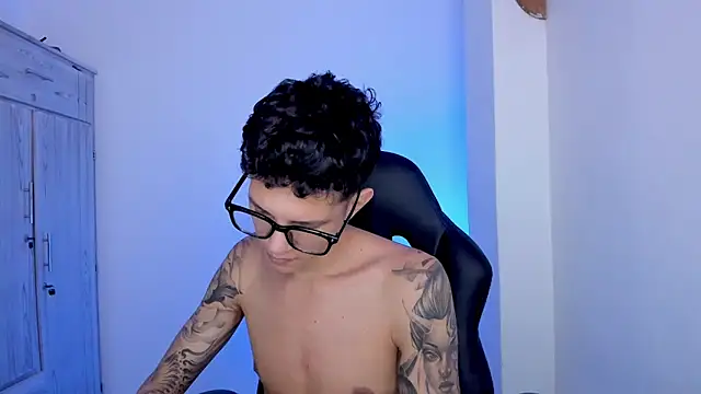 tylerrnova live