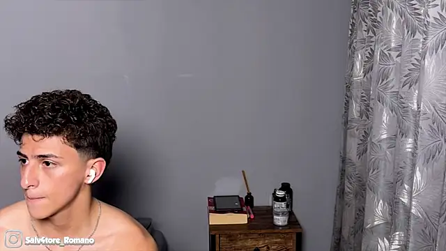 salvatore_romanoo live