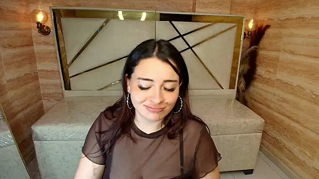 Kiara_Moon_r live