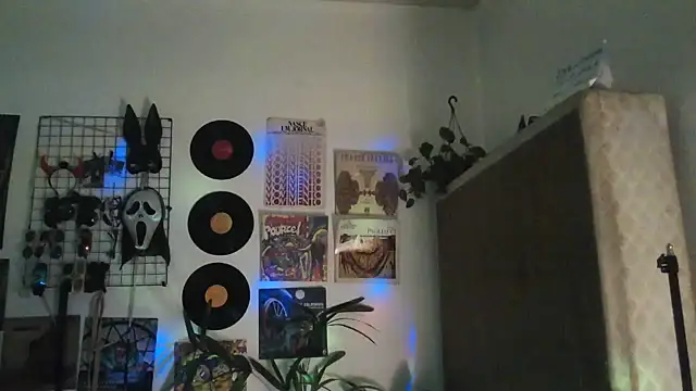 DONZELAFATALJF live
