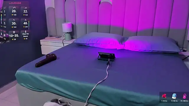 Cami_taniel live