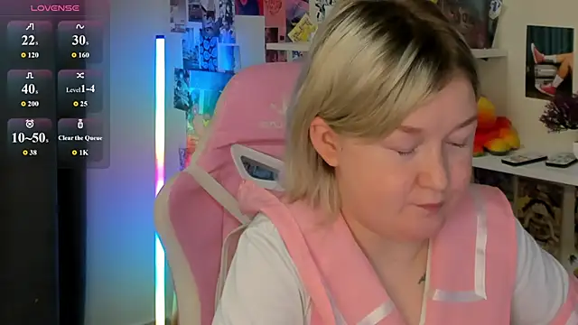 Sara_Robinson live