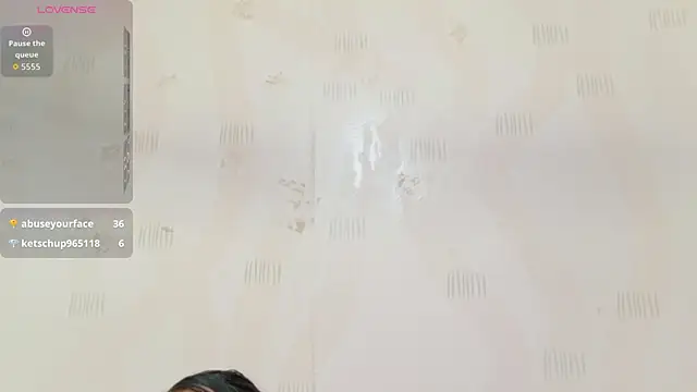 yourcuteneighbourr live