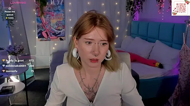 Elira_Vane live