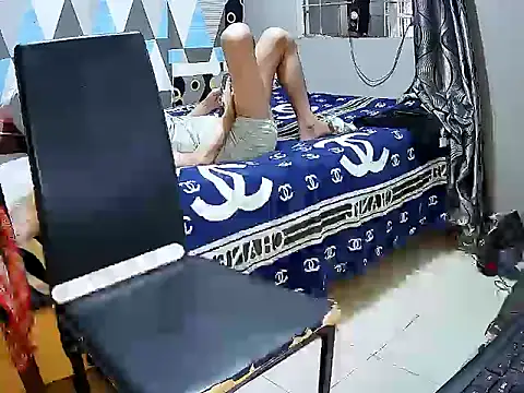 Trish_CurveCock live