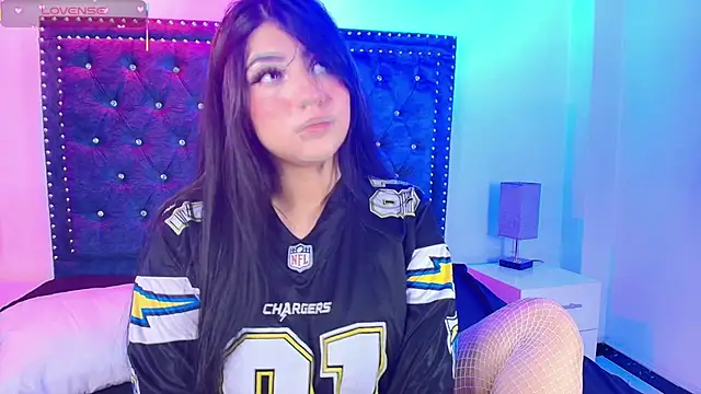 Salem_skyler_ live