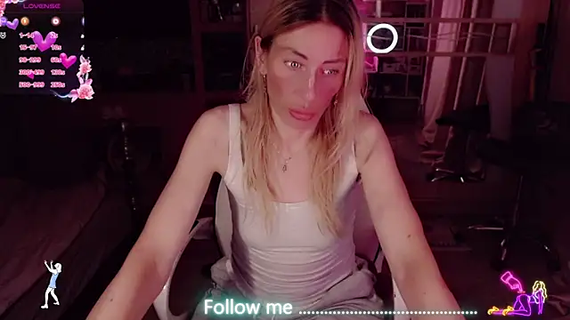 AnnieGOld_ live