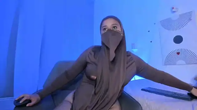 Aminaa_Kaarim live