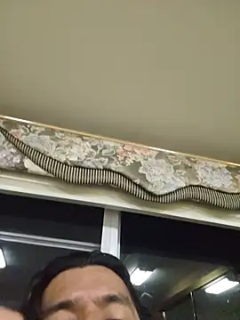 larry36_12 live