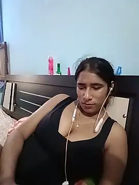 ShanayaRoseXO live