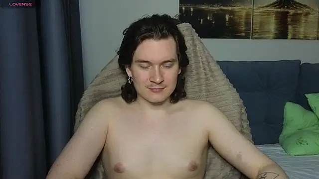 MoreRealAlex live