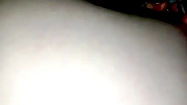 PetiteIvoryQueen19 live