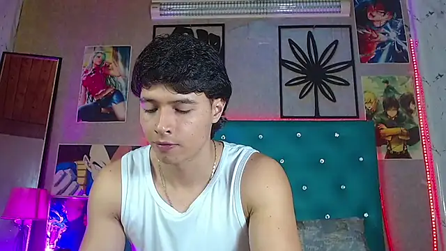 LiamAndrewzz live