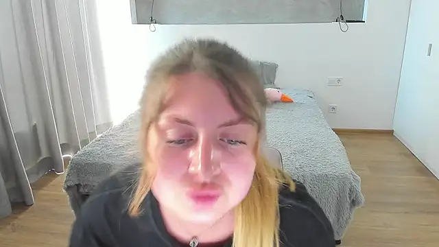Kitkatvel live