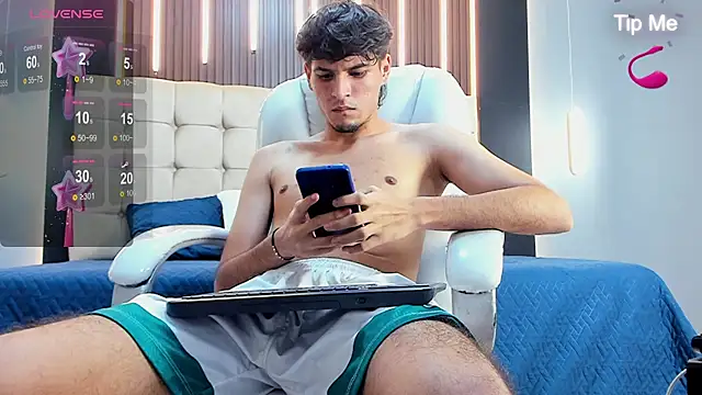 Zack23__ live