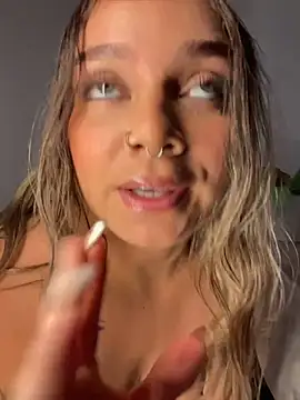 AnnyLopezzz_ live