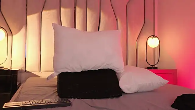 lian_cameron live