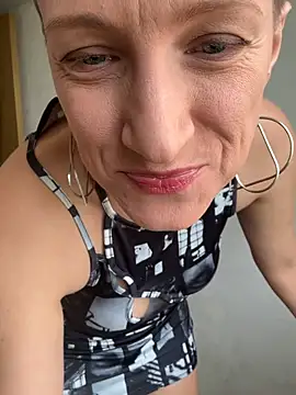 UmaTruewoman live