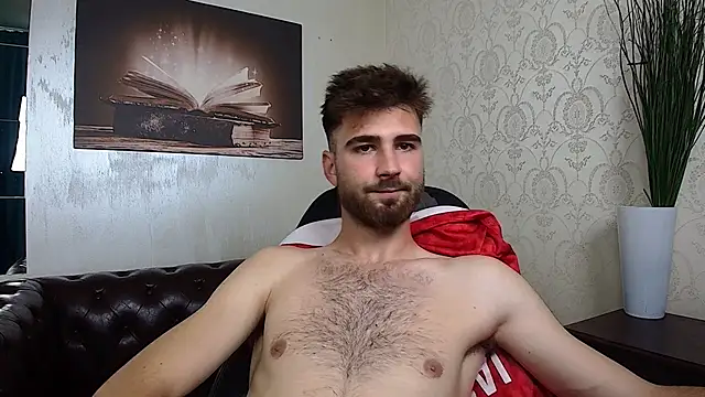 KyloEast live
