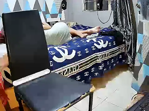 Trish_CurveCock live