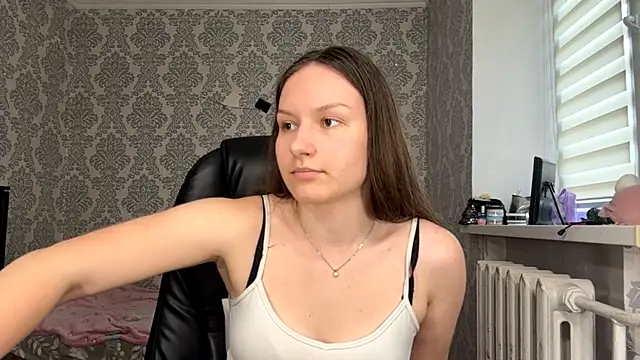 ShaylaChong live