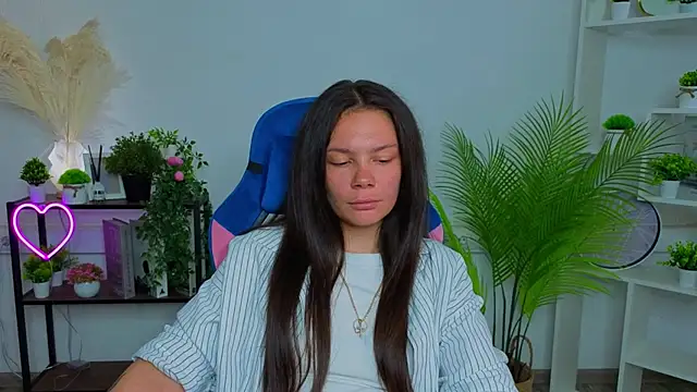 AnahiEgan live