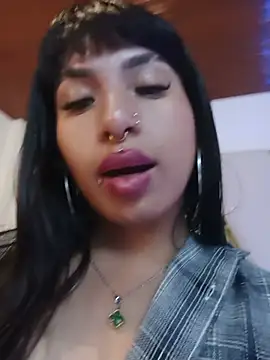 MeelFox live