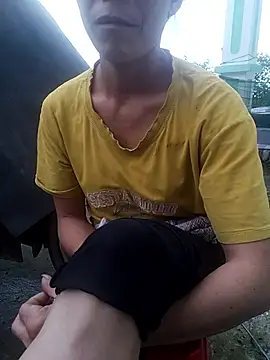 Jadi_M live