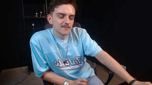 FelixStarkk live