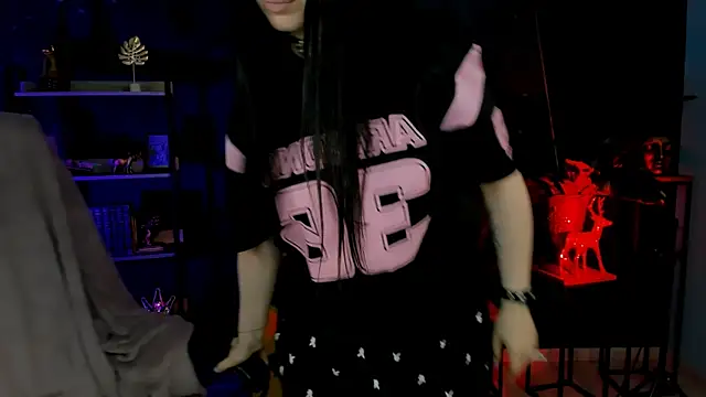 MonicaLowes live