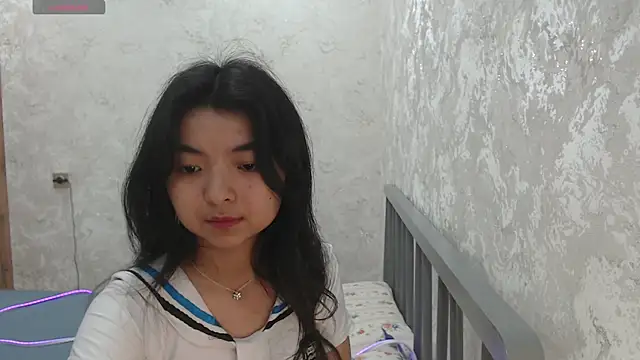 Shy_Kira live