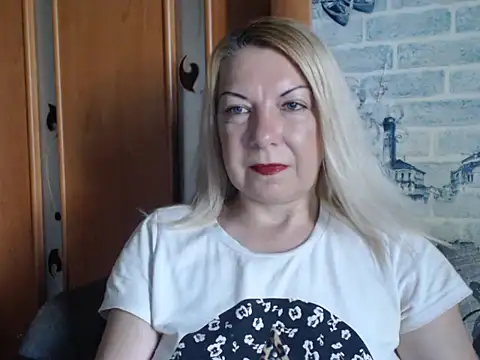 Lillia_Ray live