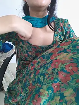 zoya_baby_ live