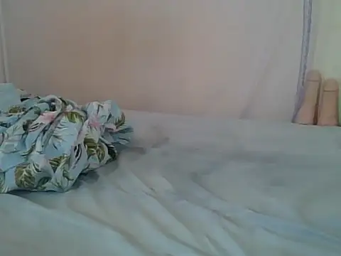 Queen_Zuri live